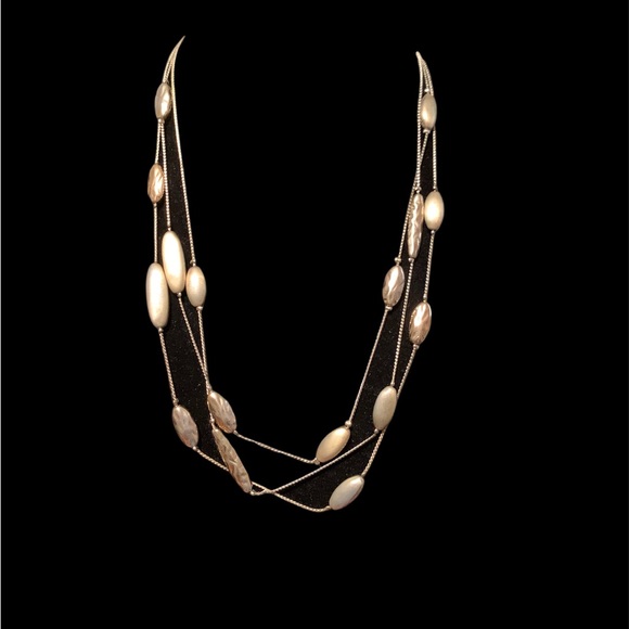 Unsigned Jewelry - Silver tone necklace